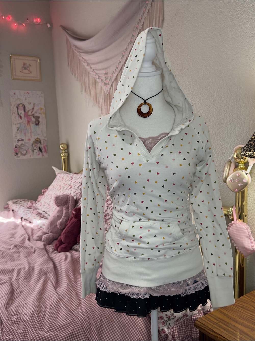 Y2K White Heart-Print Hooded Pullover Top
